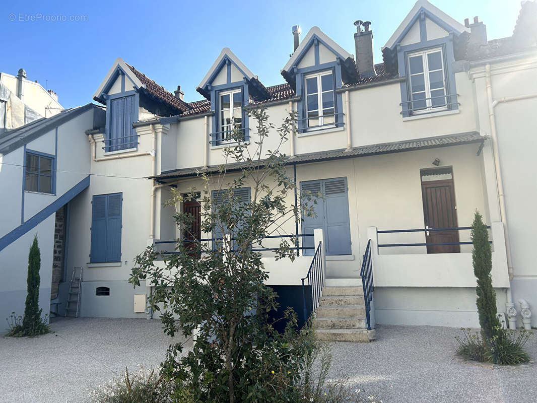 Appartement à MAISONS-LAFFITTE