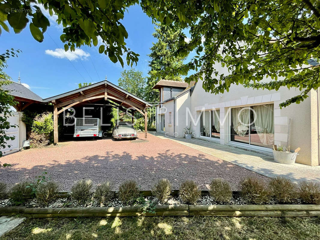 Maison à CHAMBRAY-LES-TOURS