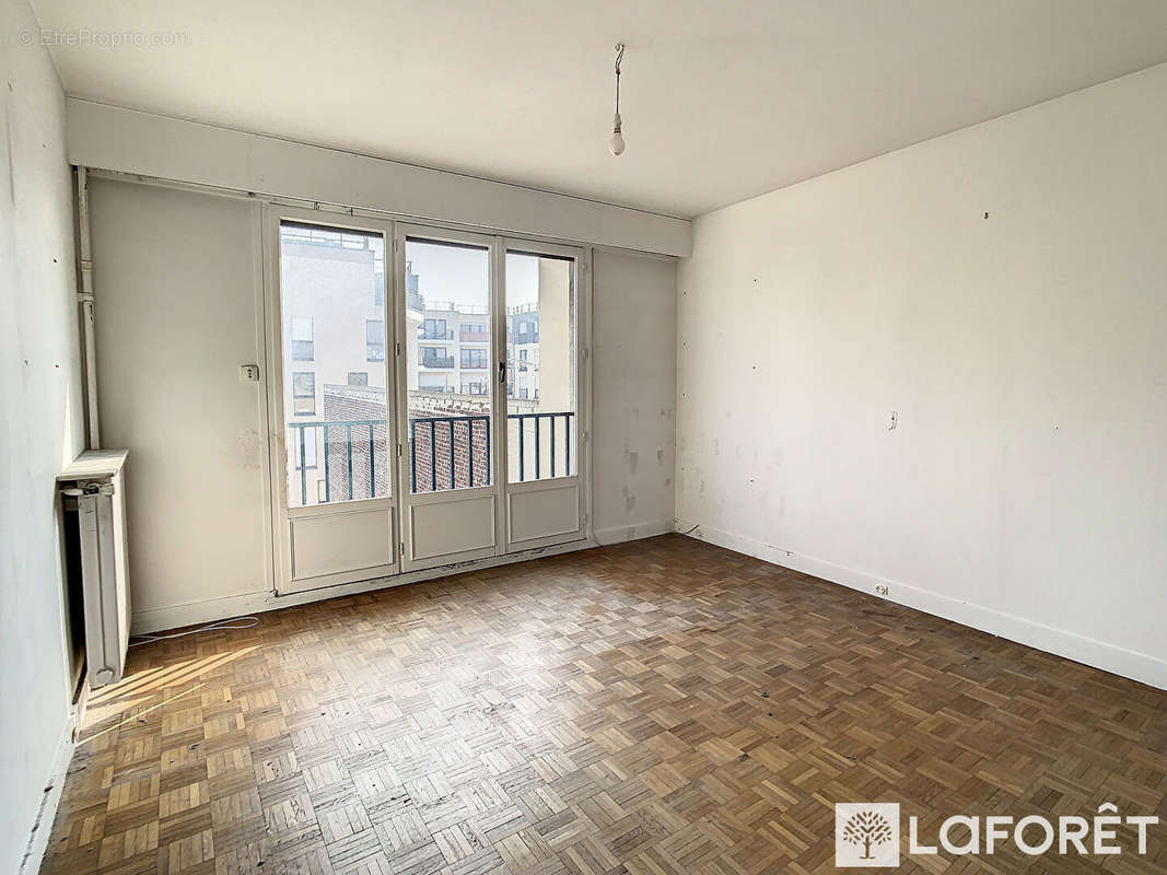 Appartement à VILLEJUIF