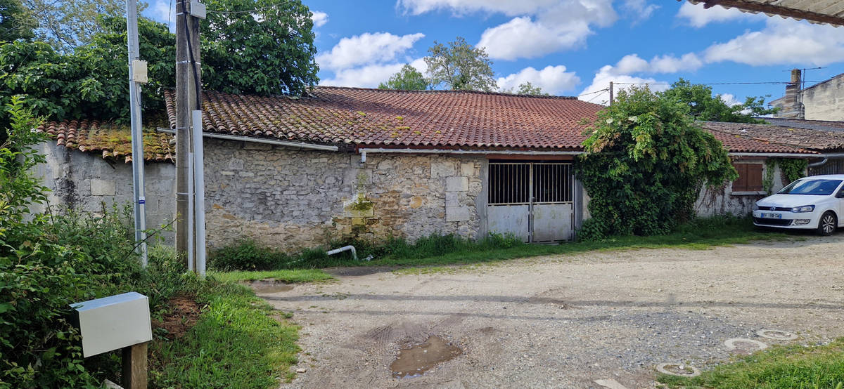 Autre à CUSSAC-FORT-MEDOC