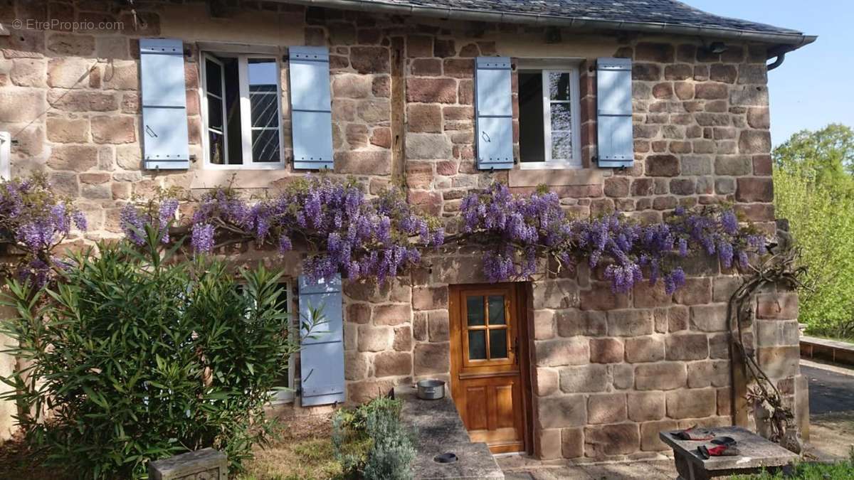 Maison à BRIGNAC-LA-PLAINE