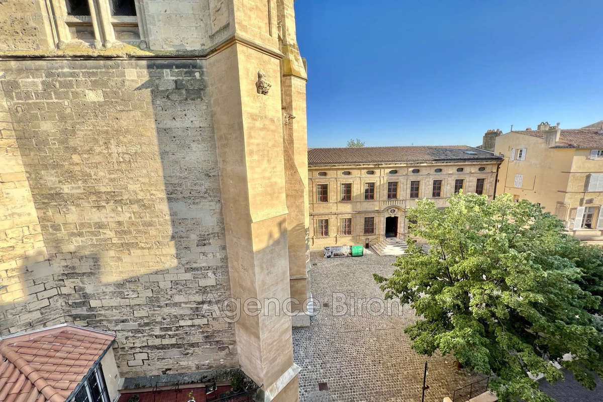 Appartement à AIX-EN-PROVENCE