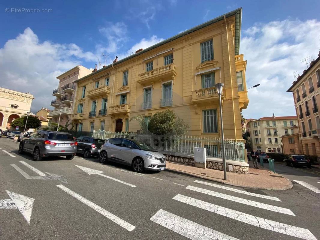 Appartement à MENTON