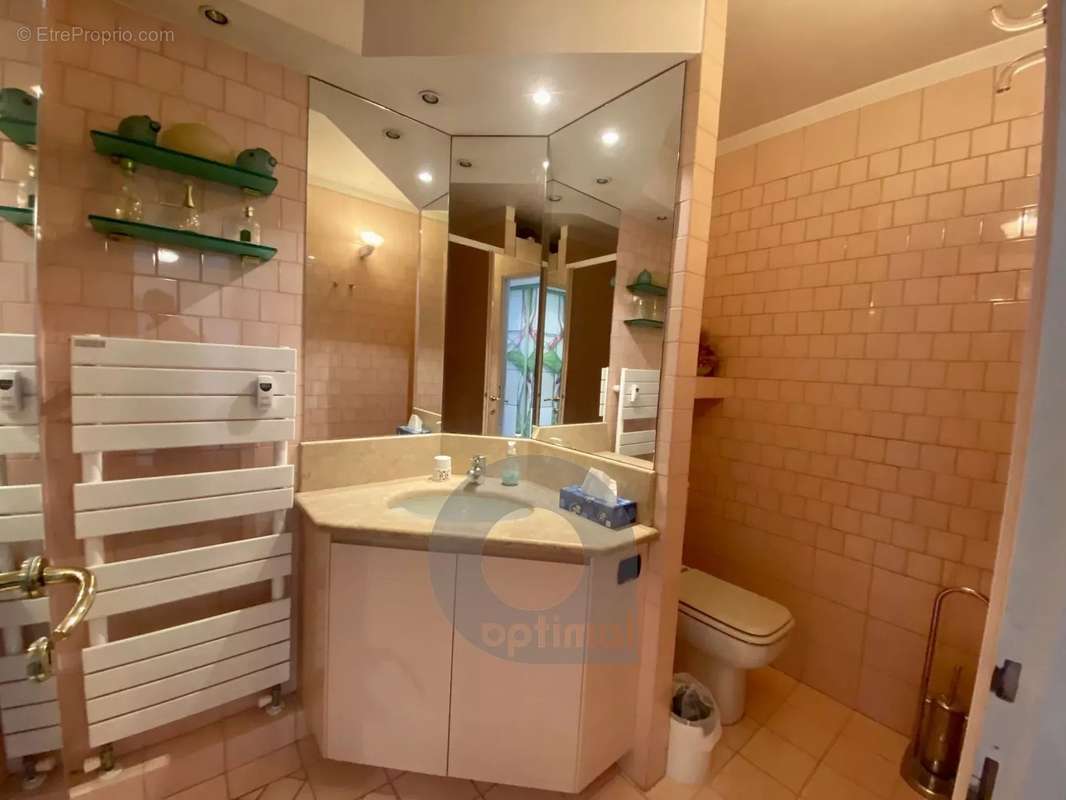 Appartement à ROQUEBRUNE-CAP-MARTIN