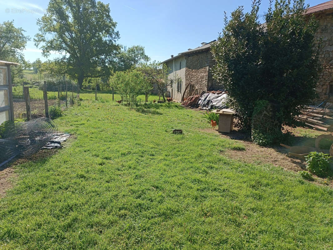 Maison à DARNAC