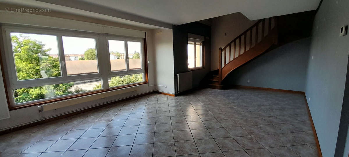 Appartement à PARAY-LE-MONIAL