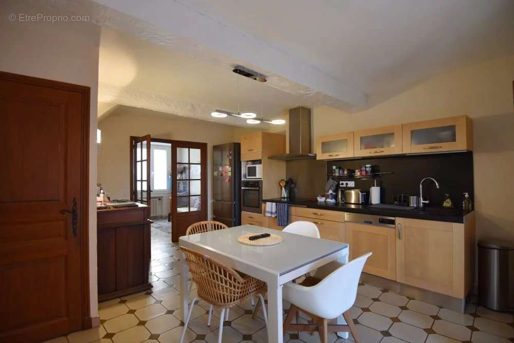 Appartement à FAYENCE