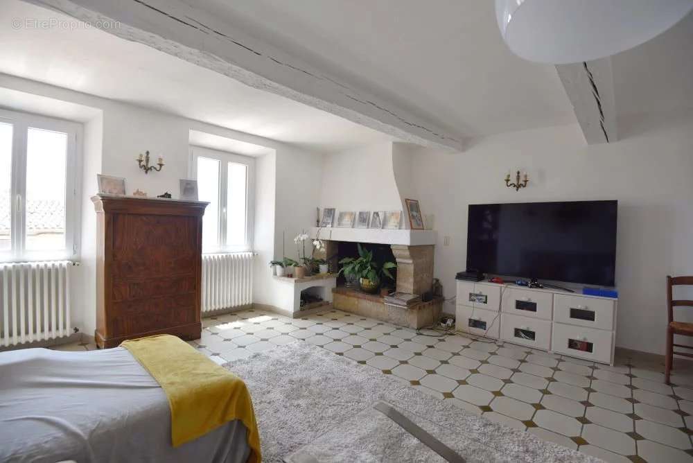 Appartement à FAYENCE