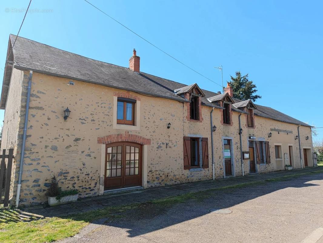 Maison à CHATILLON-EN-BAZOIS