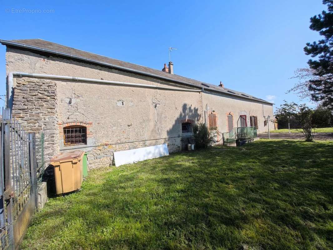 Maison à CHATILLON-EN-BAZOIS