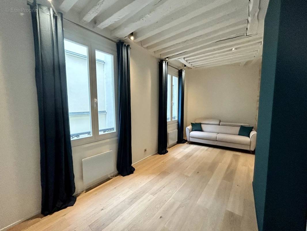 Appartement à PARIS-6E