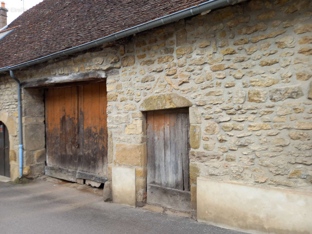 Maison à ARNAY-LE-DUC