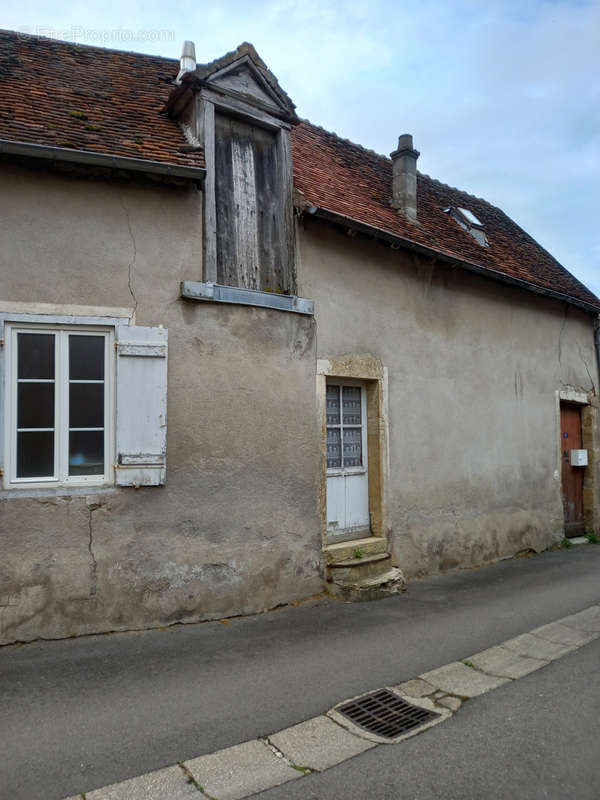 Maison à ARNAY-LE-DUC