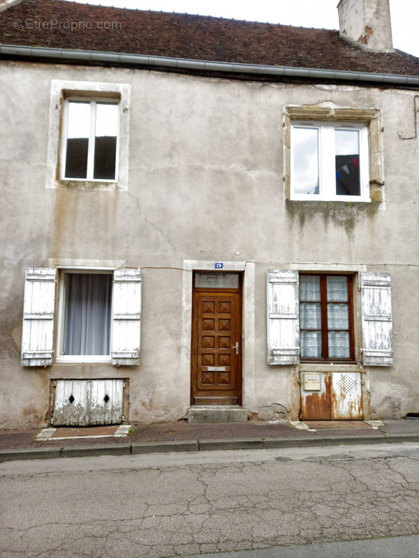 Maison à ARNAY-LE-DUC