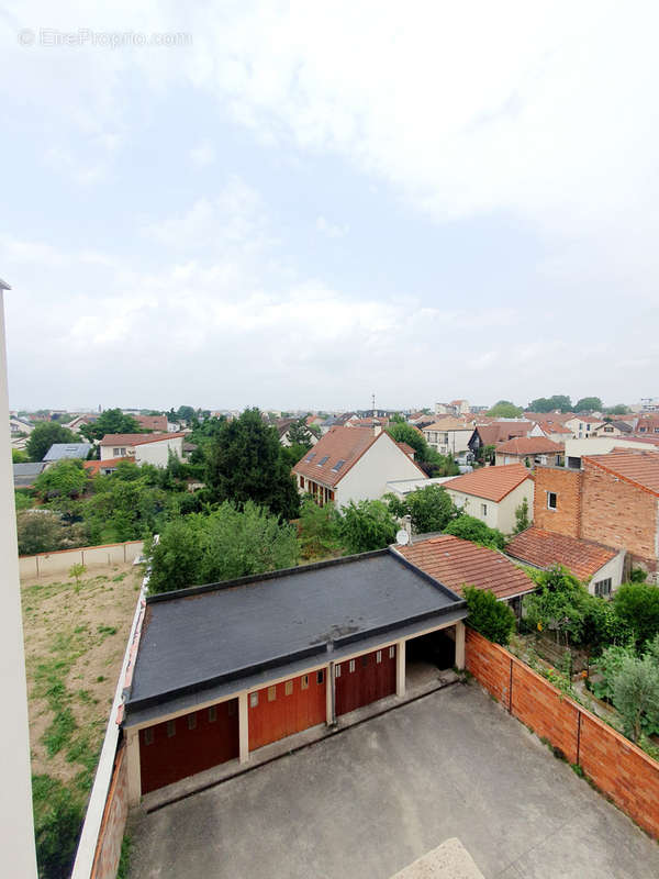 Appartement à SAINT-MAUR-DES-FOSSES