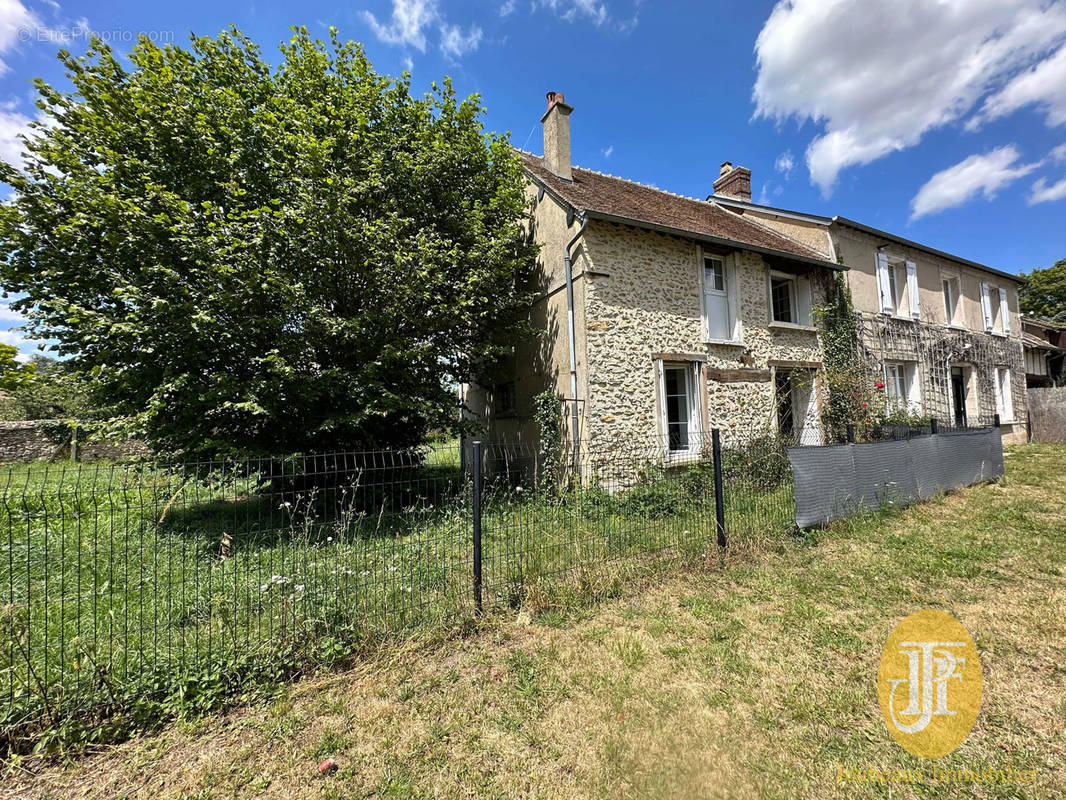 Maison à HOULBEC-COCHEREL