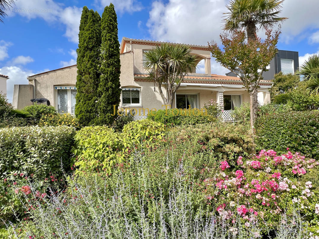 Maison à SAINT-PALAIS-SUR-MER