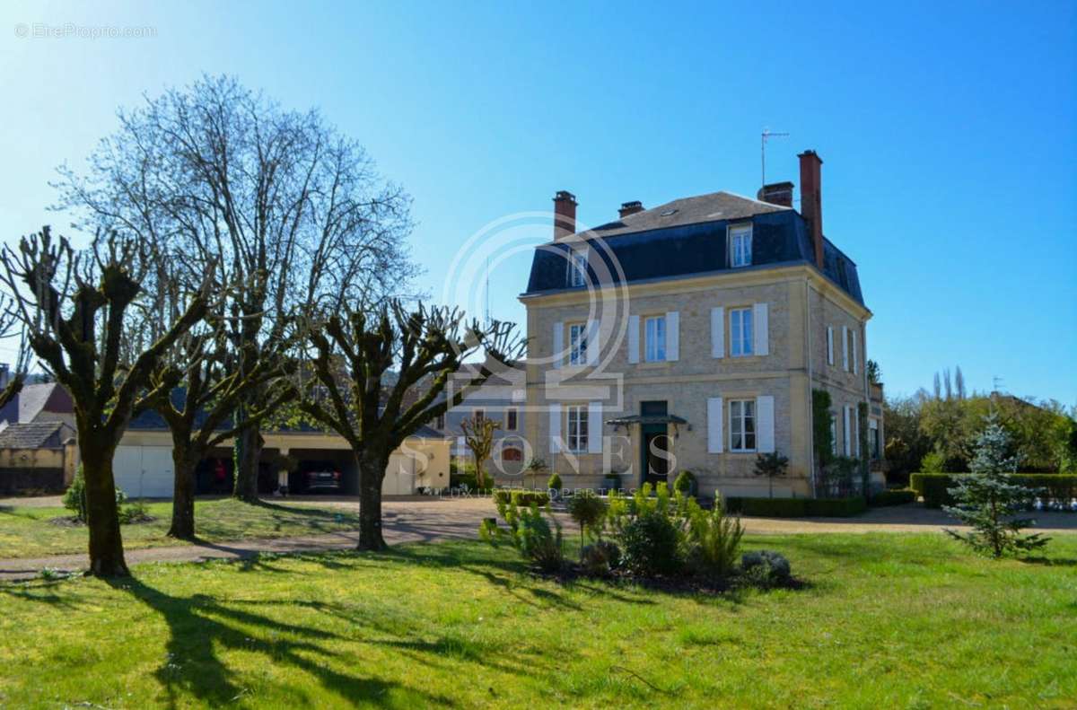 Maison à MONTIGNAC