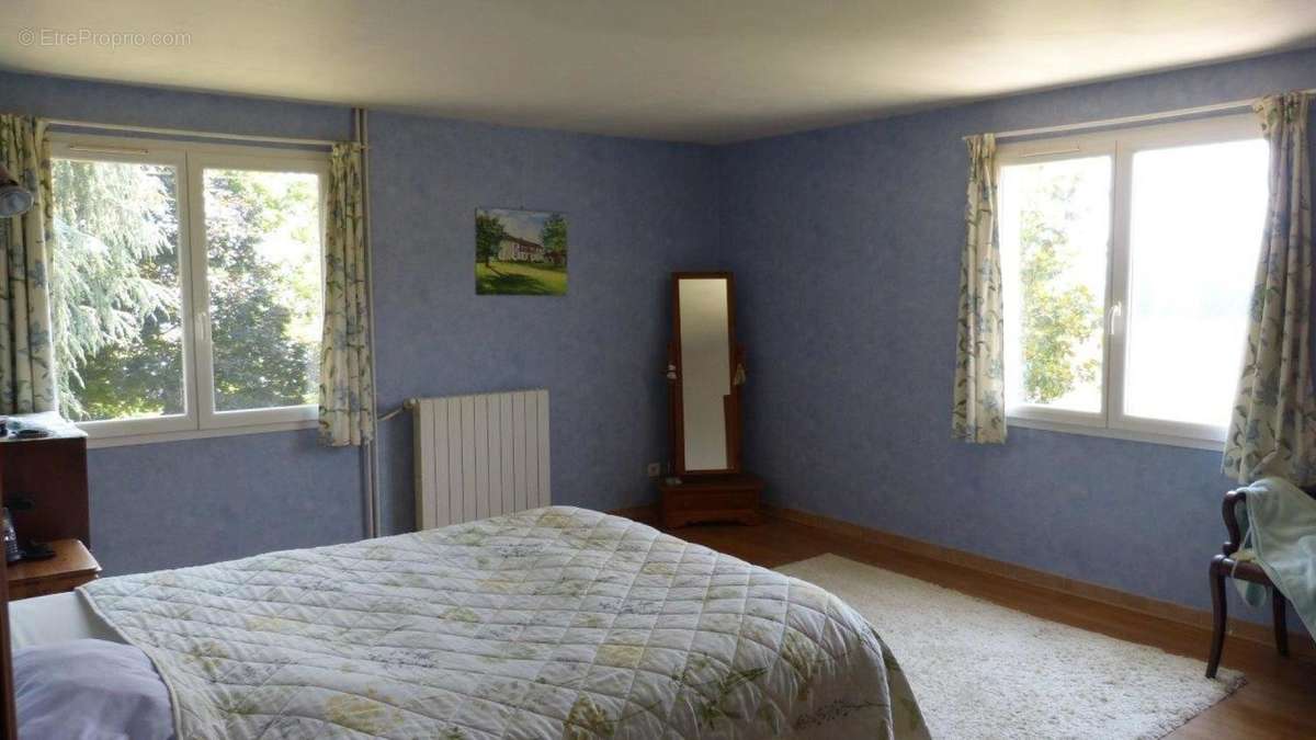 m chambre 1 da - Maison à TRIE-SUR-BAISE