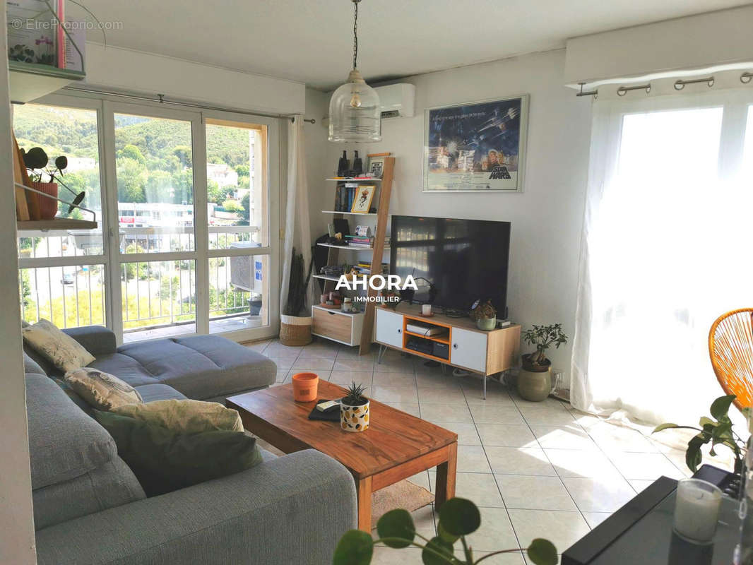 Appartement à MARSEILLE-10E