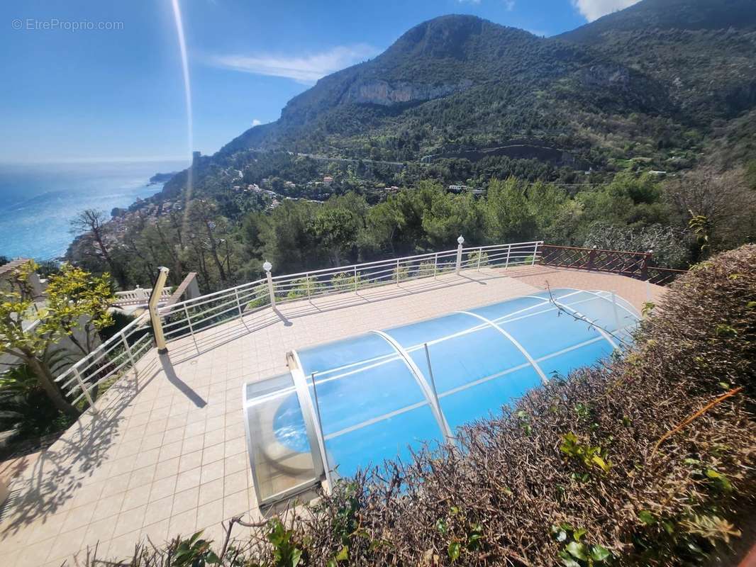 Maison à ROQUEBRUNE-CAP-MARTIN