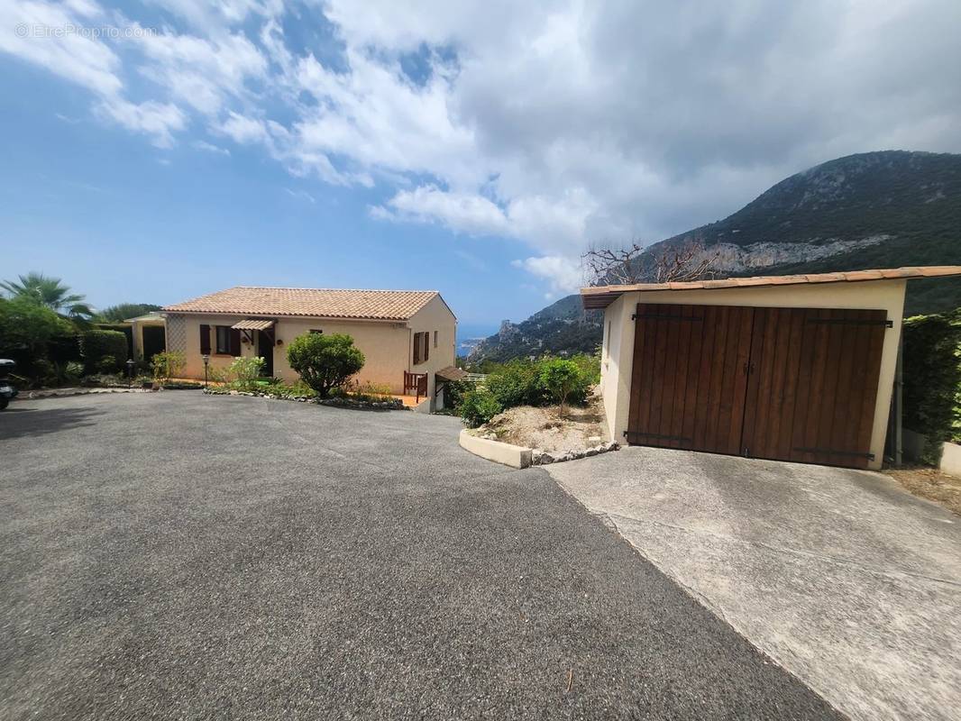 Maison à ROQUEBRUNE-CAP-MARTIN