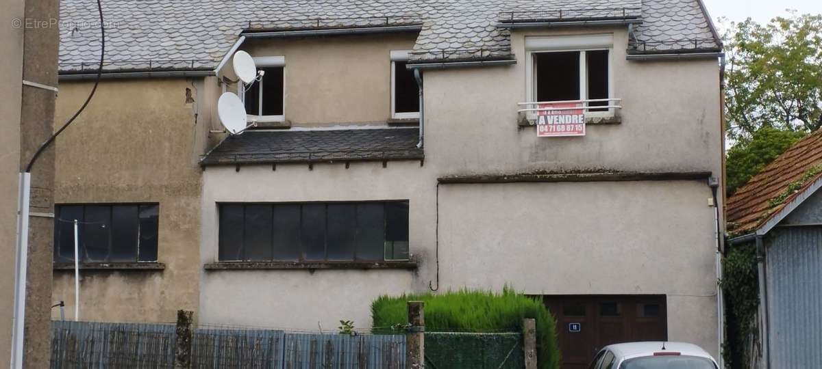 Maison à MAURIAC