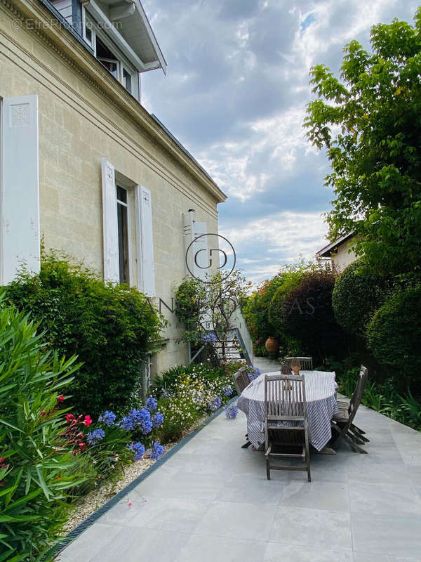 Maison à BORDEAUX