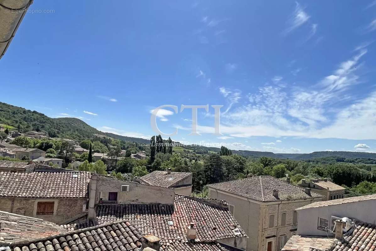 Maison à VAISON-LA-ROMAINE