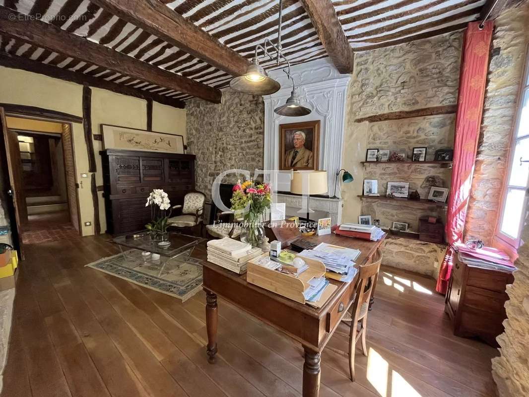 Maison à VAISON-LA-ROMAINE