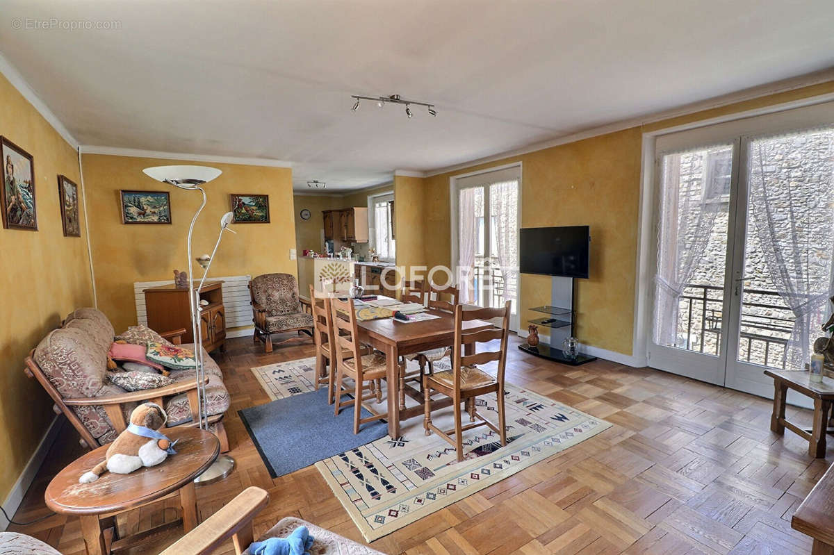 Appartement à MILLY-LA-FORET