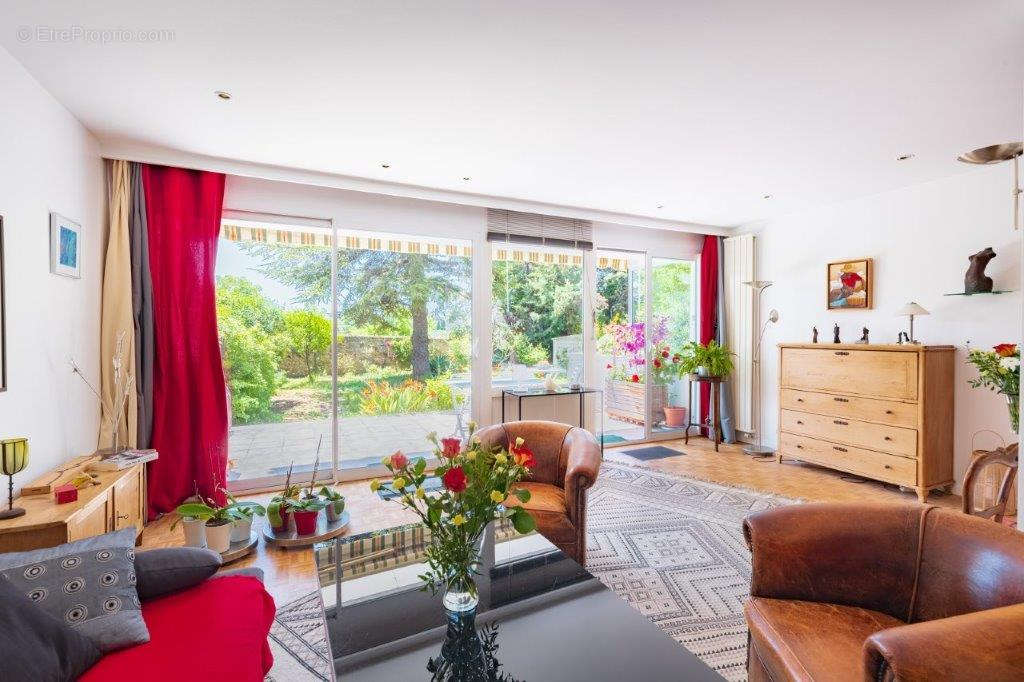 Appartement à MARSEILLE-12E