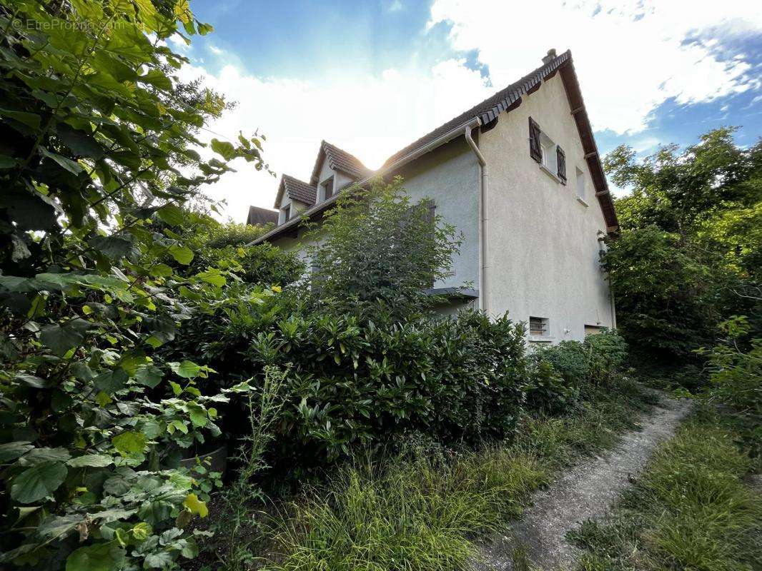 Maison à GUYANCOURT