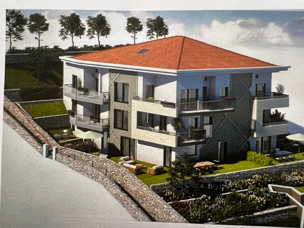 Appartement à ROQUEBRUNE-CAP-MARTIN