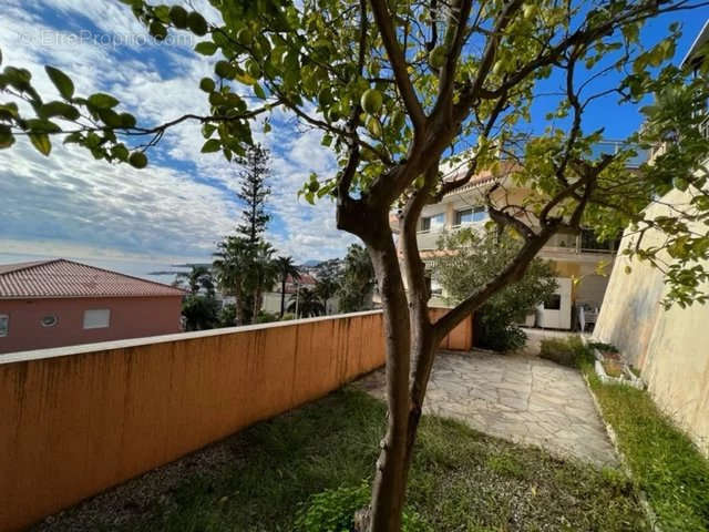 Appartement à MENTON