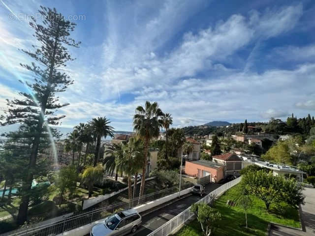 Appartement à MENTON