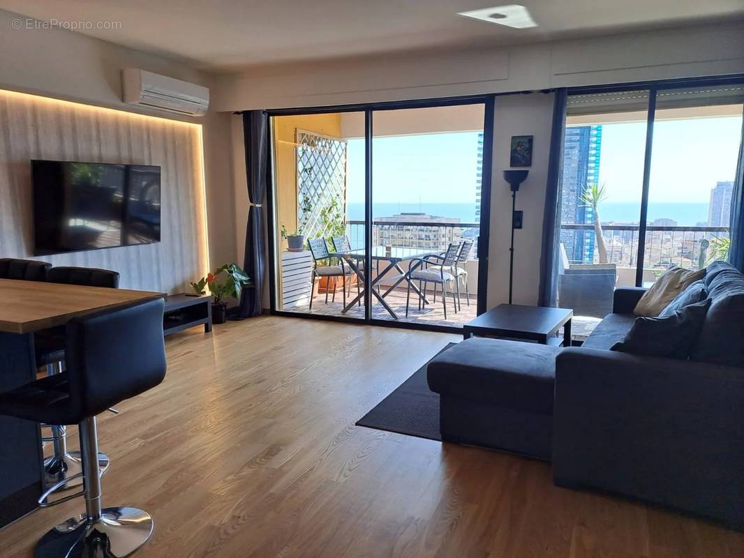 Appartement à BEAUSOLEIL