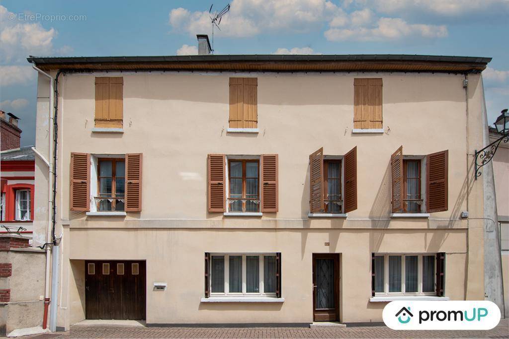 Maison à CHEZY-SUR-MARNE