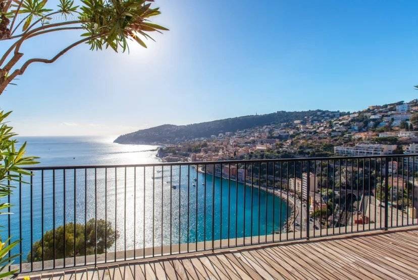 Appartement à VILLEFRANCHE-SUR-MER