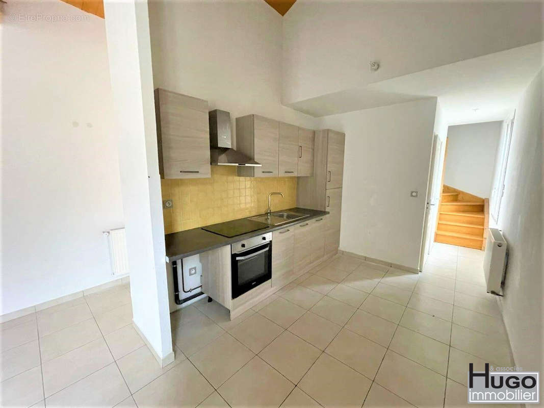 Appartement à CAMBLANES-ET-MEYNAC