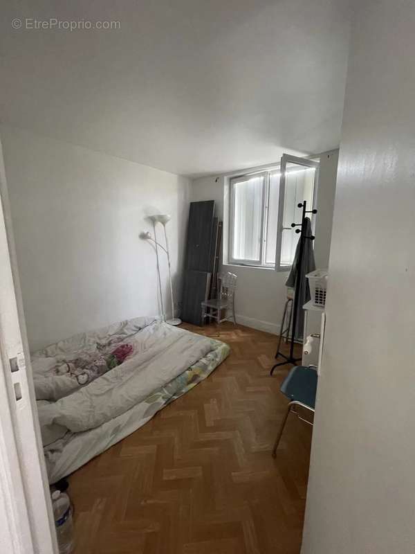 Appartement à NANTERRE