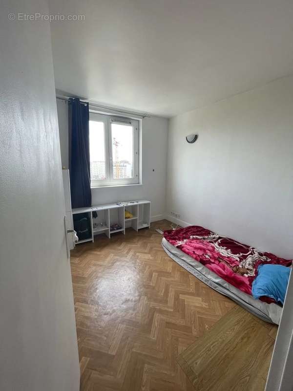 Appartement à NANTERRE