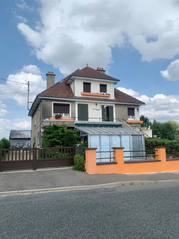 Maison à MONTCEAU-LES-MINES