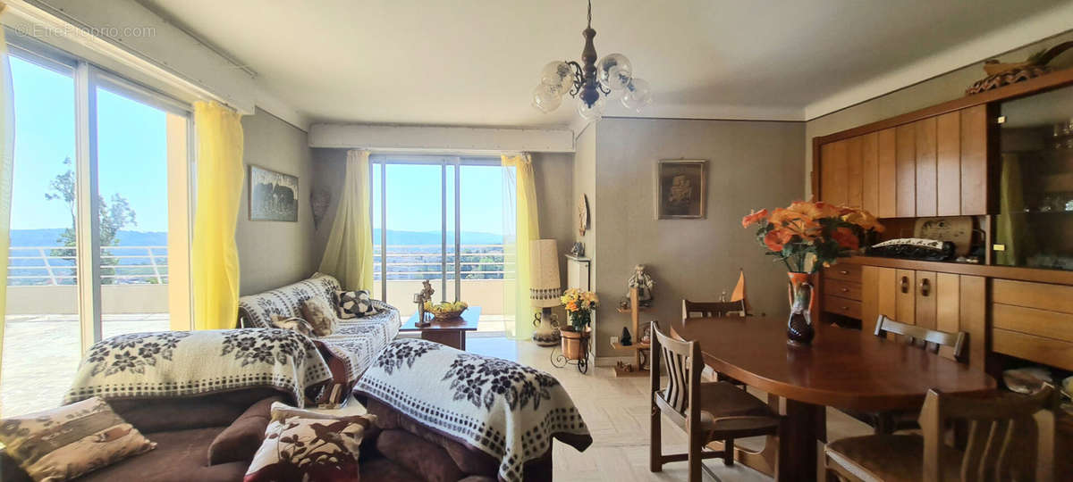 Appartement à GRASSE