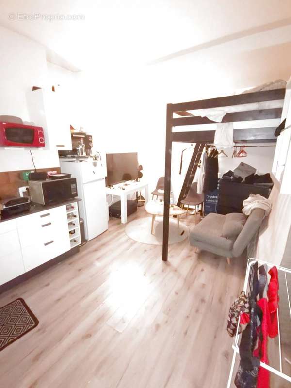 Appartement à PARIS-1E