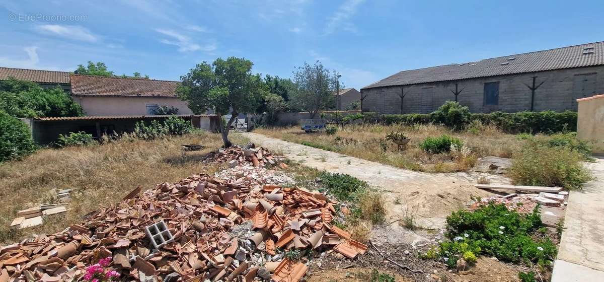 Terrain à SAINT-NAZAIRE-D&#039;AUDE