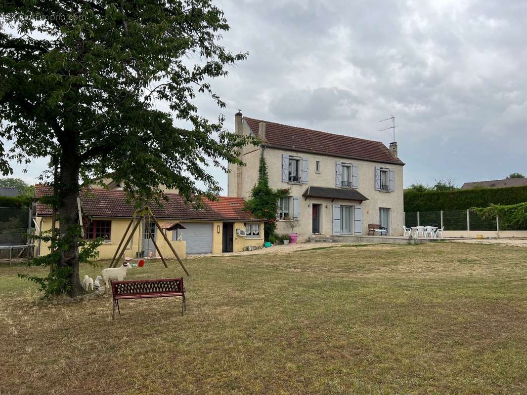 Maison à PACY-SUR-EURE