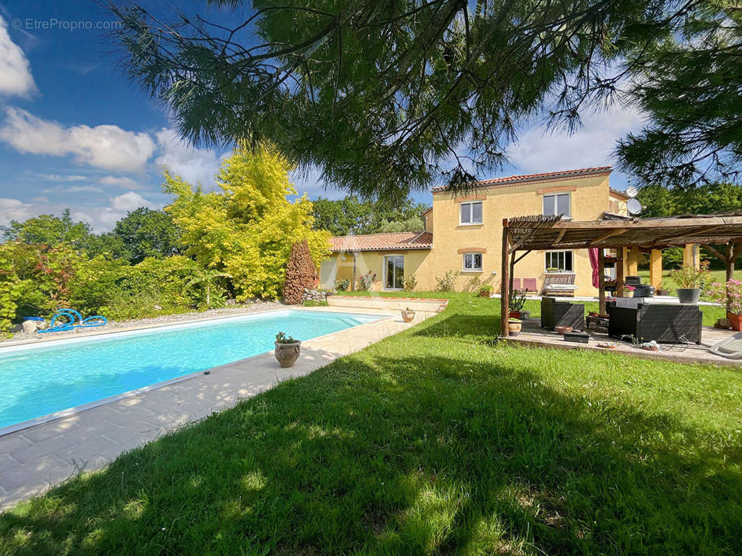 Maison à TOURNON-D&#039;AGENAIS