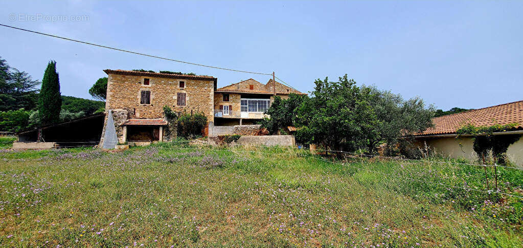 Maison à SAINT-MICHEL-D&#039;EUZET