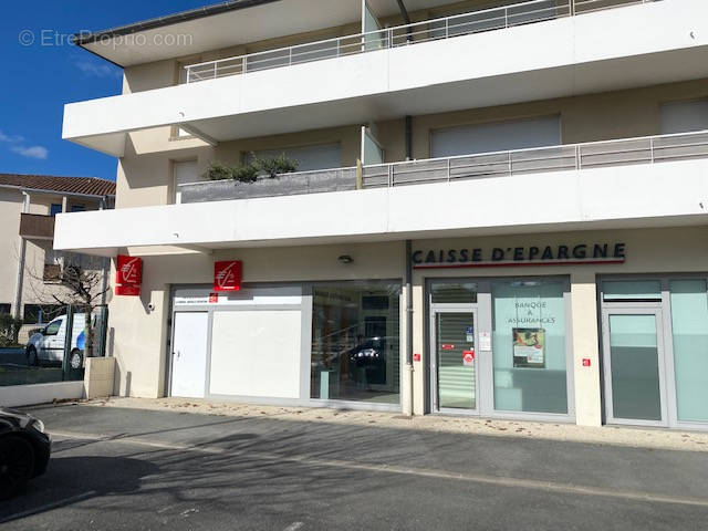 Commerce à FARGUES-SAINT-HILAIRE